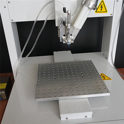 Un dispenser automatico da tavolino di 300 P/dispenser liquido