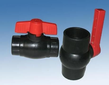 Compatto 1/2„ ~ 4" valvola a sfera di plastica del PVC del vero sindacato che galleggia per il rifornimento idrico