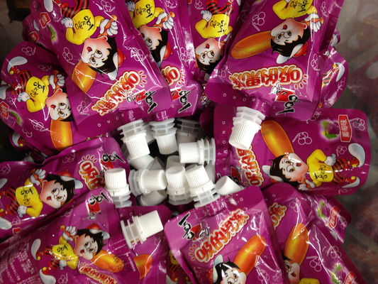 L'imballaggio su misura della gelatina sta sul sacchetto del becco in laminato plastico